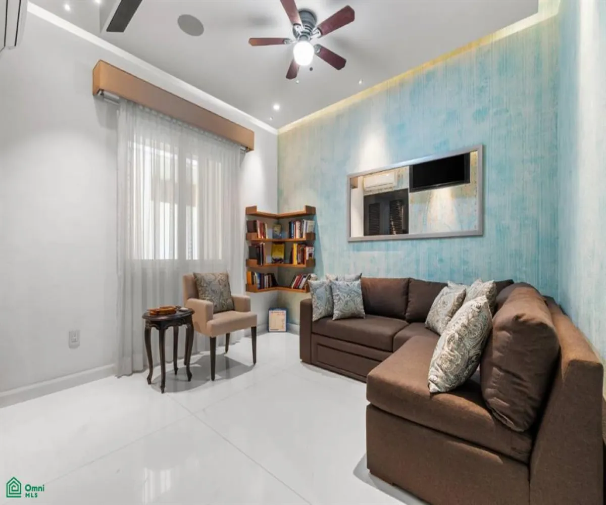 Departamento En Venta,Conchas Chinas,Carretera a Barra de Navidad 1230 Interior 501, Puerto Vallarta, Jalisco 48390, 3 Habitaciones,3 Baños,Carretera a Barra de Navidad,1,MX251000237 Departamento En Venta,Conchas Chinas,Carretera a Barra de Navidad 1230 Interior 501, Puerto Vallarta, Jalisco 48390, 3 Habitaciones,3 Baños,Carretera a Barra de Navidad,1,MX251000237
