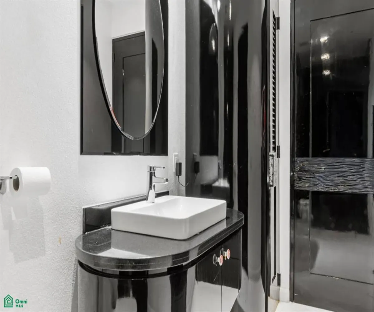 Departamento En Venta,Conchas Chinas,Carretera a Barra de Navidad 1230 Interior 501, Puerto Vallarta, Jalisco 48390, 3 Habitaciones,3 Baños,Carretera a Barra de Navidad,1,MX251000237 Departamento En Venta,Conchas Chinas,Carretera a Barra de Navidad 1230 Interior 501, Puerto Vallarta, Jalisco 48390, 3 Habitaciones,3 Baños,Carretera a Barra de Navidad,1,MX251000237