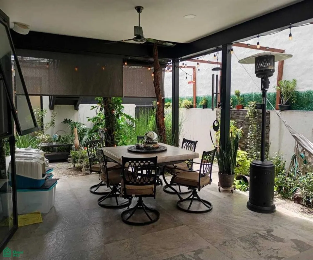 Casa En Venta,Bugambilias,Reno ., Zapopan, Jalisco 45238, 5 Habitaciones,4 Baños,Reno,2,MX25999918 Casa En Venta,Bugambilias,Reno ., Zapopan, Jalisco 45238, 5 Habitaciones,4 Baños,Reno,2,MX25999918