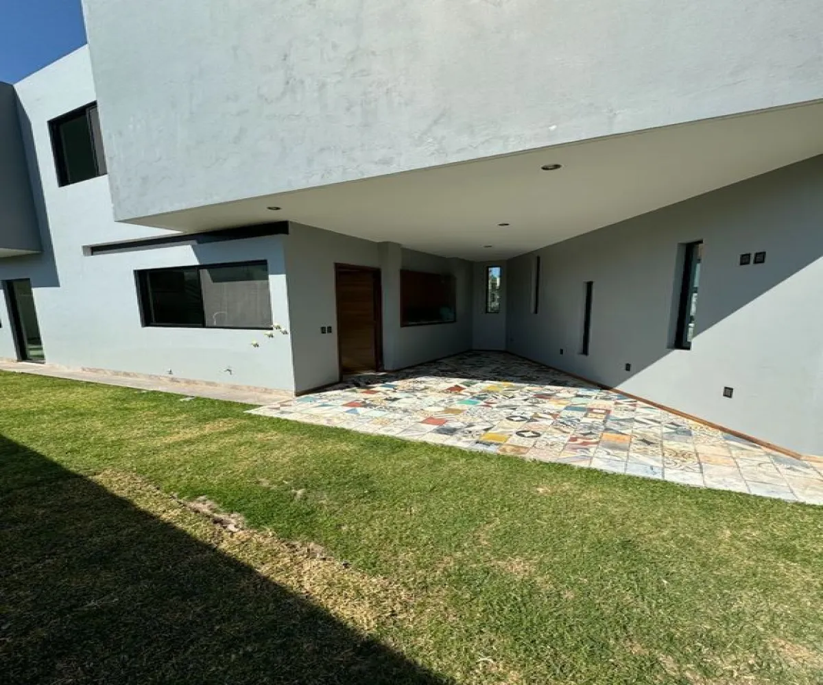 Casa En Venta,San Juan de Ocotán,Avenida Vallarta Eje Poniente 2701, Zapopan, Jalisco 45019, 4 Habitaciones,4 Baños,Avenida Vallarta Eje Poniente,2,p6wga5m Casa En Venta,San Juan de Ocotán,Avenida Vallarta Eje Poniente 2701, Zapopan, Jalisco 45019, 4 Habitaciones,4 Baños,Avenida Vallarta Eje Poniente,2,p6wga5m
