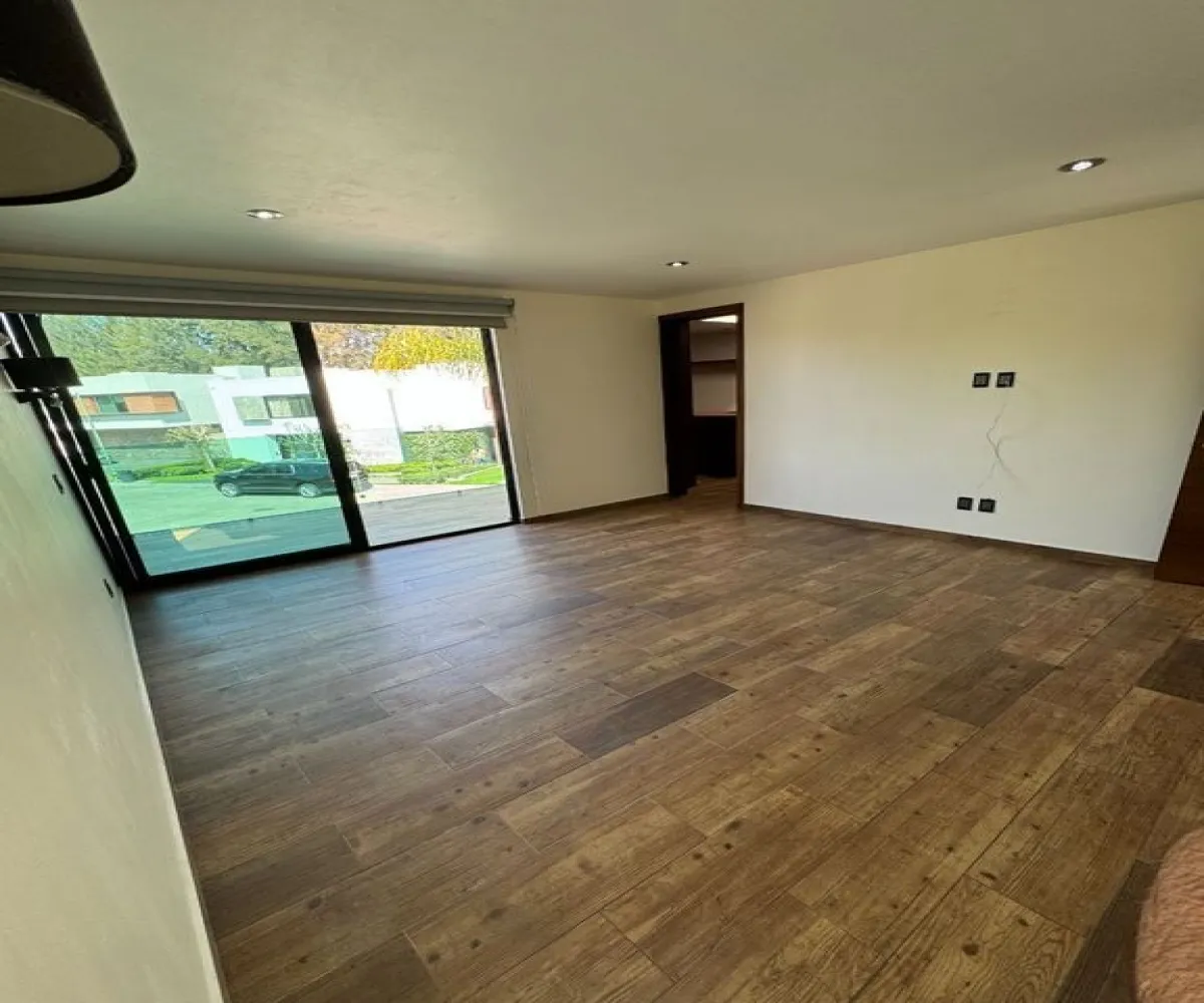 Casa En Venta,San Juan de Ocotán,Avenida Vallarta Eje Poniente 2701, Zapopan, Jalisco 45019, 4 Habitaciones,4 Baños,Avenida Vallarta Eje Poniente,2,p6wga5m Casa En Venta,San Juan de Ocotán,Avenida Vallarta Eje Poniente 2701, Zapopan, Jalisco 45019, 4 Habitaciones,4 Baños,Avenida Vallarta Eje Poniente,2,p6wga5m