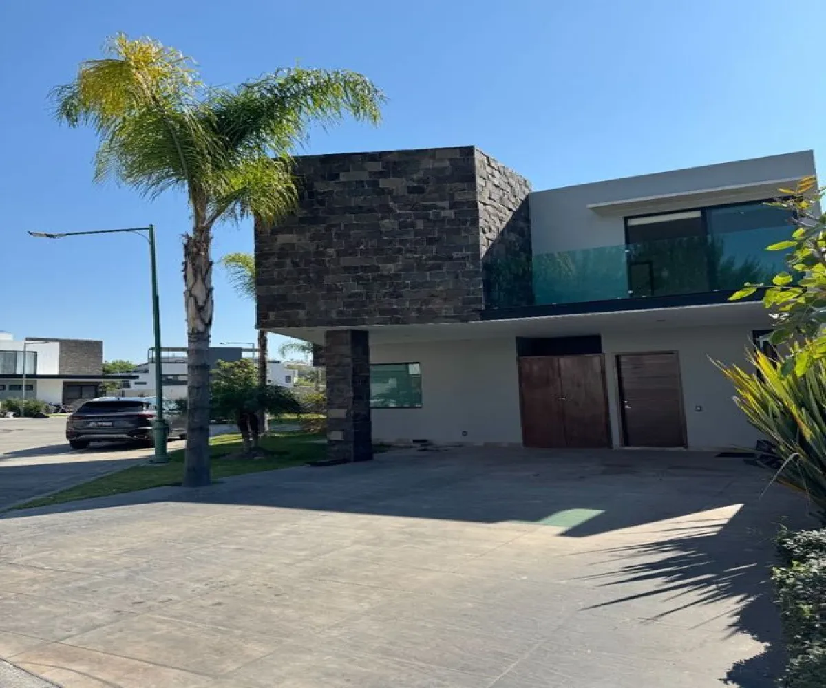 Casa En Venta,San Juan de Ocotán,Avenida Vallarta Eje Poniente 2701, Zapopan, Jalisco 45019, 4 Habitaciones,4 Baños,Avenida Vallarta Eje Poniente,2,p6wga5m Casa En Venta,San Juan de Ocotán,Avenida Vallarta Eje Poniente 2701, Zapopan, Jalisco 45019, 4 Habitaciones,4 Baños,Avenida Vallarta Eje Poniente,2,p6wga5m