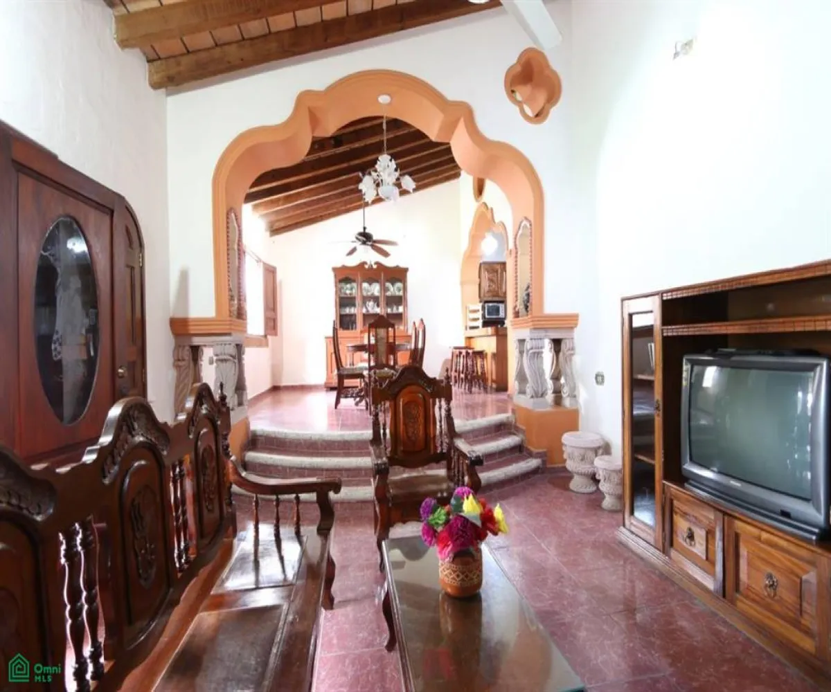 Casa En Renta,Pitillal Centro,Francisco I. Madero 171, Puerto Vallarta, Jalisco 48290, 5 Habitaciones,6 Baños,Francisco I. Madero,MX25998464 Casa En Renta,Pitillal Centro,Francisco I. Madero 171, Puerto Vallarta, Jalisco 48290, 5 Habitaciones,6 Baños,Francisco I. Madero,MX25998464