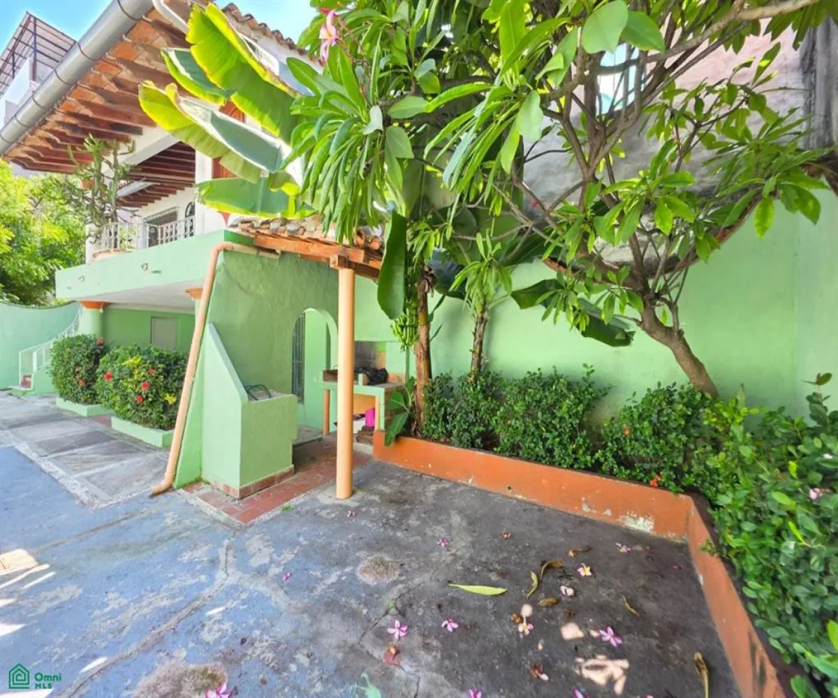 Casa En Renta,Pitillal Centro,Francisco I. Madero 171, Puerto Vallarta, Jalisco 48290, 5 Habitaciones,6 Baños,Francisco I. Madero,MX25998464 Casa En Renta,Pitillal Centro,Francisco I. Madero 171, Puerto Vallarta, Jalisco 48290, 5 Habitaciones,6 Baños,Francisco I. Madero,MX25998464