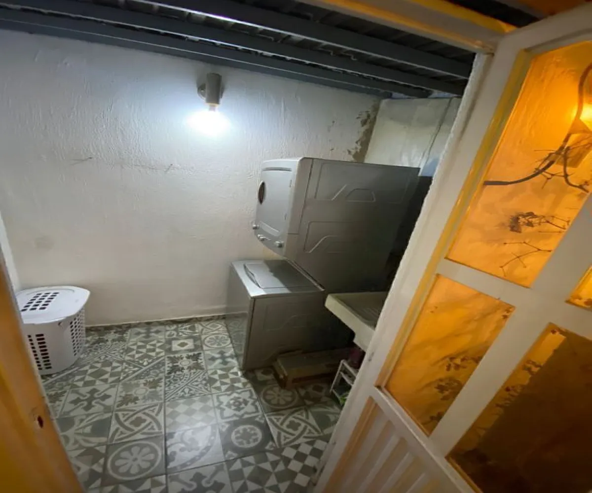Casa En Venta,Circuito del Olmo 128, Tlajomulco de Zúñiga, Jalisco 45610, 3 Habitaciones,2 Baños,Circuito del Olmo,1,pxLxeQI Casa En Venta,Circuito del Olmo 128, Tlajomulco de Zúñiga, Jalisco 45610, 3 Habitaciones,2 Baños,Circuito del Olmo,1,pxLxeQI