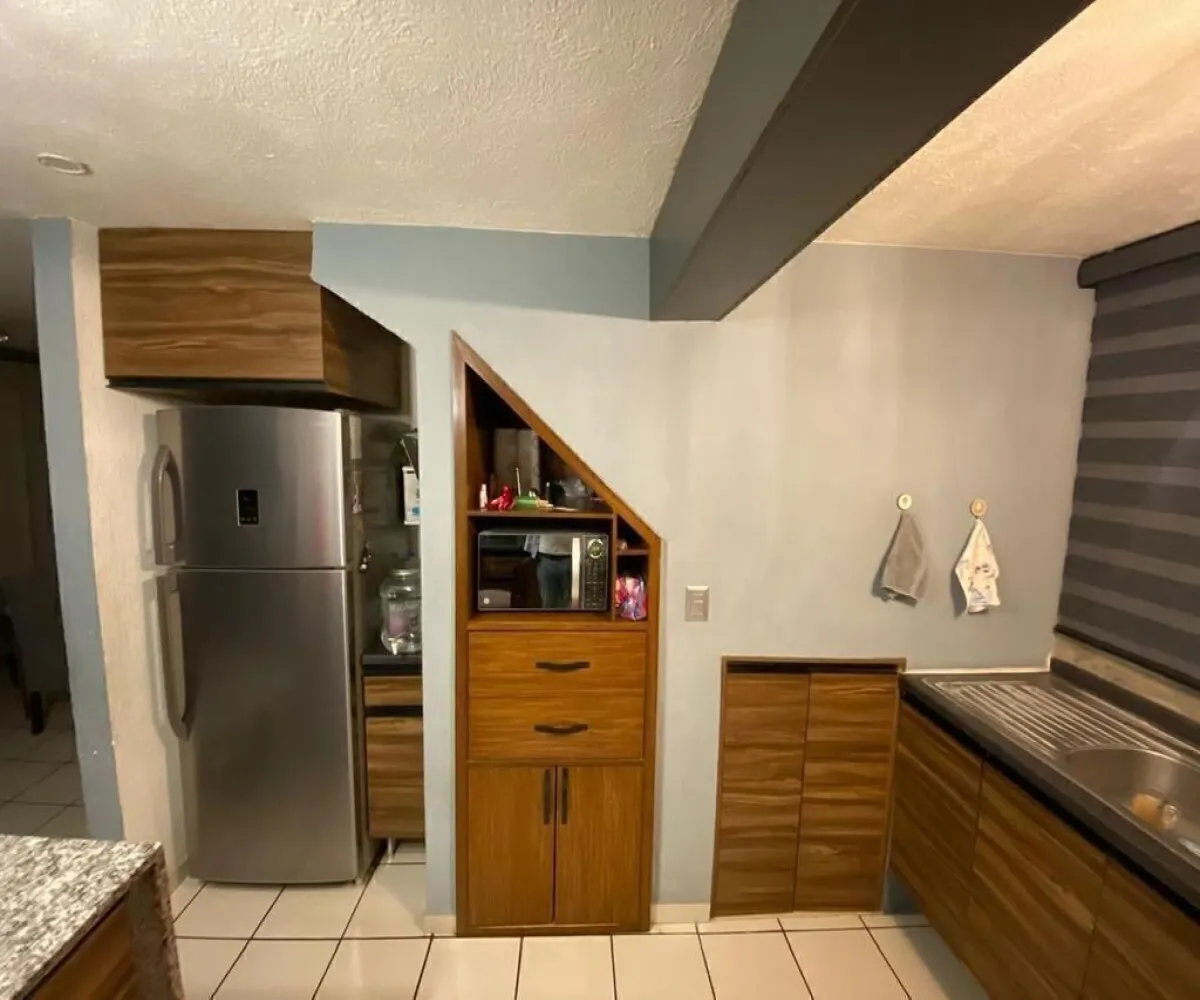 Casa En Venta,Circuito del Olmo 128, Tlajomulco de Zúñiga, Jalisco 45610, 3 Habitaciones,2 Baños,Circuito del Olmo,1,pxLxeQI Casa En Venta,Circuito del Olmo 128, Tlajomulco de Zúñiga, Jalisco 45610, 3 Habitaciones,2 Baños,Circuito del Olmo,1,pxLxeQI