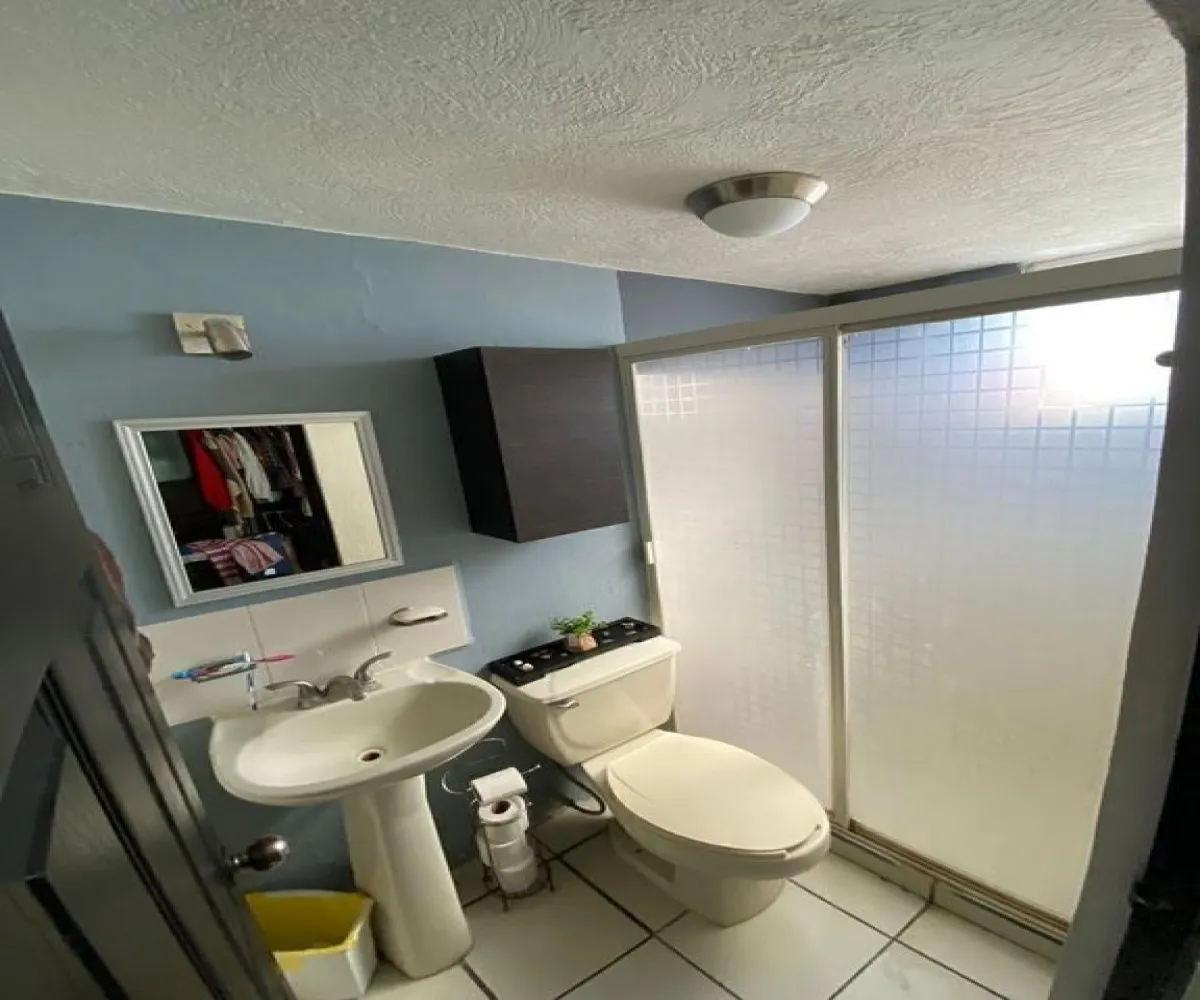 Casa En Venta,Circuito del Olmo 128, Tlajomulco de Zúñiga, Jalisco 45610, 3 Habitaciones,2 Baños,Circuito del Olmo,1,pxLxeQI Casa En Venta,Circuito del Olmo 128, Tlajomulco de Zúñiga, Jalisco 45610, 3 Habitaciones,2 Baños,Circuito del Olmo,1,pxLxeQI