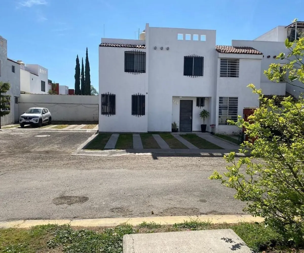 Casa En Venta,Circuito del Olmo 128, Tlajomulco de Zúñiga, Jalisco 45610, 3 Habitaciones,2 Baños,Circuito del Olmo,1,pxLxeQI Casa En Venta,Circuito del Olmo 128, Tlajomulco de Zúñiga, Jalisco 45610, 3 Habitaciones,2 Baños,Circuito del Olmo,1,pxLxeQI