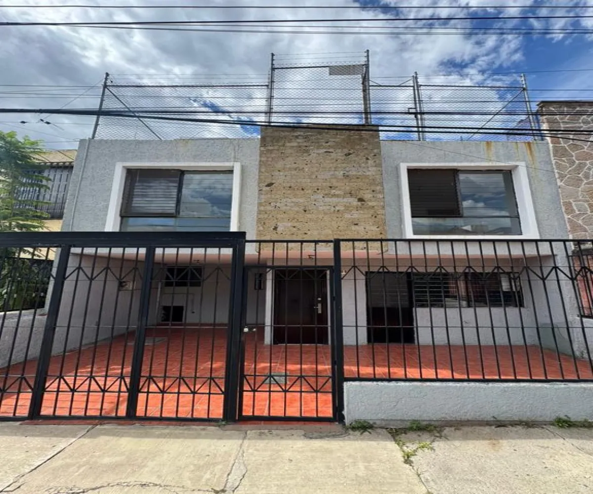 Casa En Venta,Jardines Alcalde,Esteban Baca S/N, Guadalajara, Jalisco 44298, 5 Habitaciones,2 Baños,Esteban Baca,1,pfYN56K