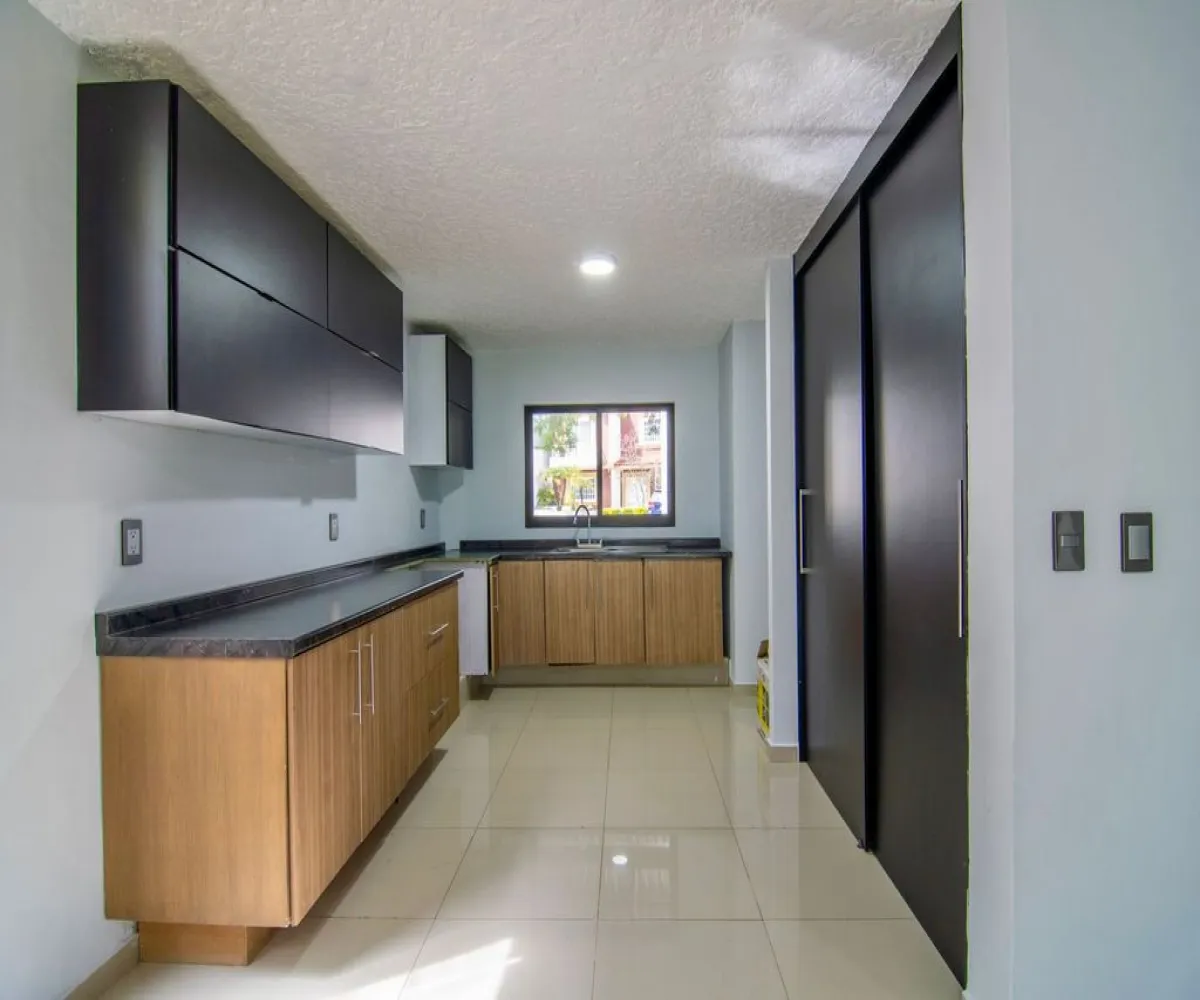 Casa En Venta,Ciudad Bugambilias,Remanso de La Pantera 284, Zapopan, Jalisco 45237, 3 Habitaciones,3 Baños,Remanso de La Pantera,1,prIW4Yj Casa En Venta,Ciudad Bugambilias,Remanso de La Pantera 284, Zapopan, Jalisco 45237, 3 Habitaciones,3 Baños,Remanso de La Pantera,1,prIW4Yj