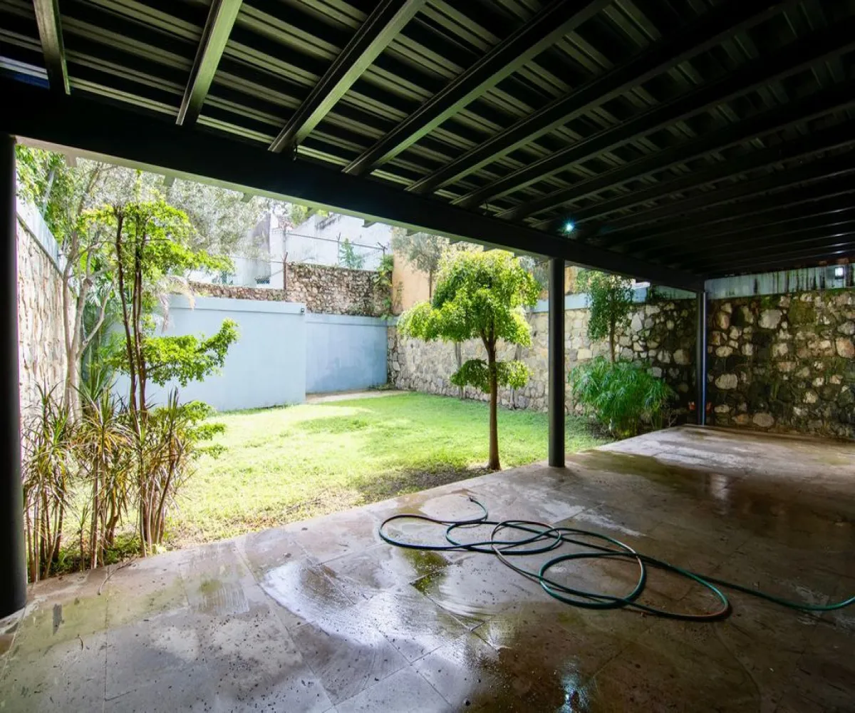 Casa En Venta,Ciudad Bugambilias,Remanso de La Pantera 284, Zapopan, Jalisco 45237, 3 Habitaciones,3 Baños,Remanso de La Pantera,1,prIW4Yj Casa En Venta,Ciudad Bugambilias,Remanso de La Pantera 284, Zapopan, Jalisco 45237, 3 Habitaciones,3 Baños,Remanso de La Pantera,1,prIW4Yj