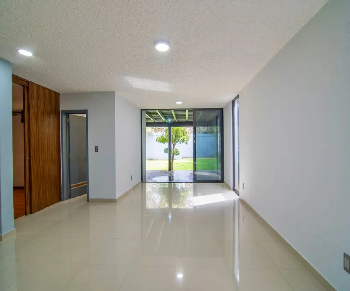 Casa En Venta,Ciudad Bugambilias,Remanso de La Pantera 284, Zapopan, Jalisco 45237, 3 Habitaciones,3 Baños,Remanso de La Pantera,1,prIW4Yj Casa En Venta,Ciudad Bugambilias,Remanso de La Pantera 284, Zapopan, Jalisco 45237, 3 Habitaciones,3 Baños,Remanso de La Pantera,1,prIW4Yj