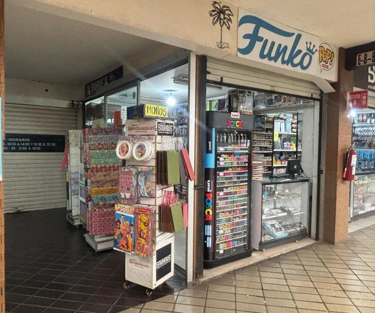 Local En Venta,Jardines Universidad,Avenida Patria 600, Zapopan, Jalisco 45110,Avenida Patria,1,prZ6VXL Local En Venta,Jardines Universidad,Avenida Patria 600, Zapopan, Jalisco 45110,Avenida Patria,1,prZ6VXL