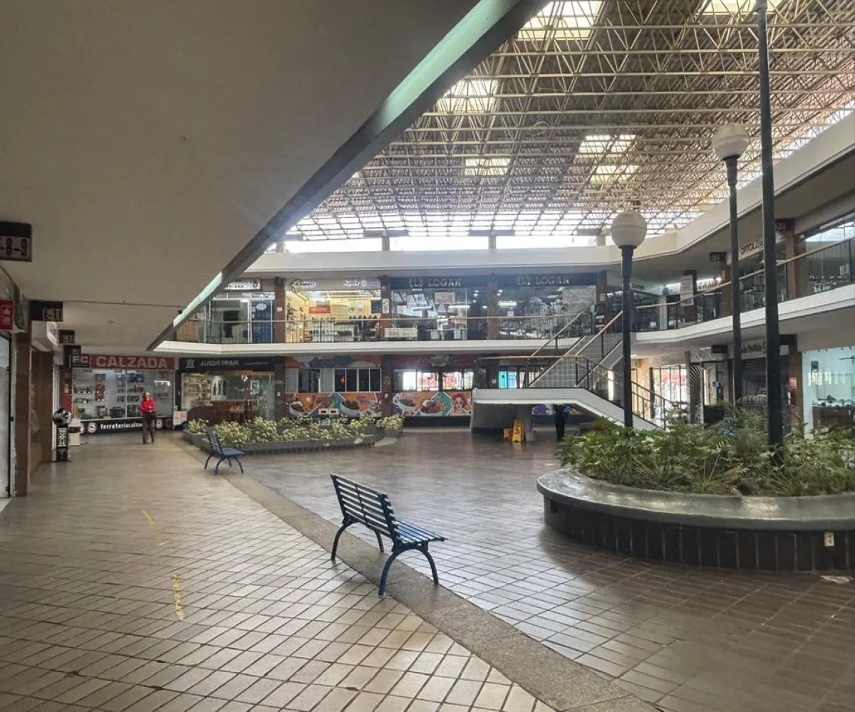 Local En Venta,Jardines Universidad,Avenida Patria 600, Zapopan, Jalisco 45110,Avenida Patria,1,prZ6VXL Local En Venta,Jardines Universidad,Avenida Patria 600, Zapopan, Jalisco 45110,Avenida Patria,1,prZ6VXL