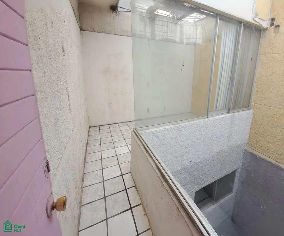 Casa En Venta,Barrio Santa Teresita,Enrique Díaz de León Norte 561, Guadalajara, Jalisco 44200, 3 Habitaciones,1 Baño,Enrique Díaz de León Norte,2,MX251010685 Casa En Venta,Barrio Santa Teresita,Enrique Díaz de León Norte 561, Guadalajara, Jalisco 44200, 3 Habitaciones,1 Baño,Enrique Díaz de León Norte,2,MX251010685