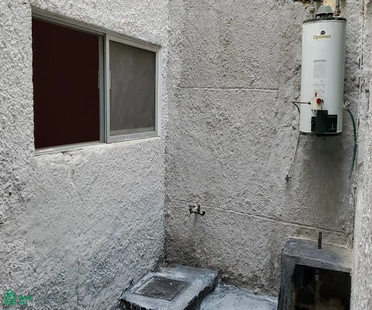 Casa En Venta,Barrio Santa Teresita,Enrique Díaz de León Norte 561, Guadalajara, Jalisco 44200, 3 Habitaciones,1 Baño,Enrique Díaz de León Norte,2,MX251010685 Casa En Venta,Barrio Santa Teresita,Enrique Díaz de León Norte 561, Guadalajara, Jalisco 44200, 3 Habitaciones,1 Baño,Enrique Díaz de León Norte,2,MX251010685