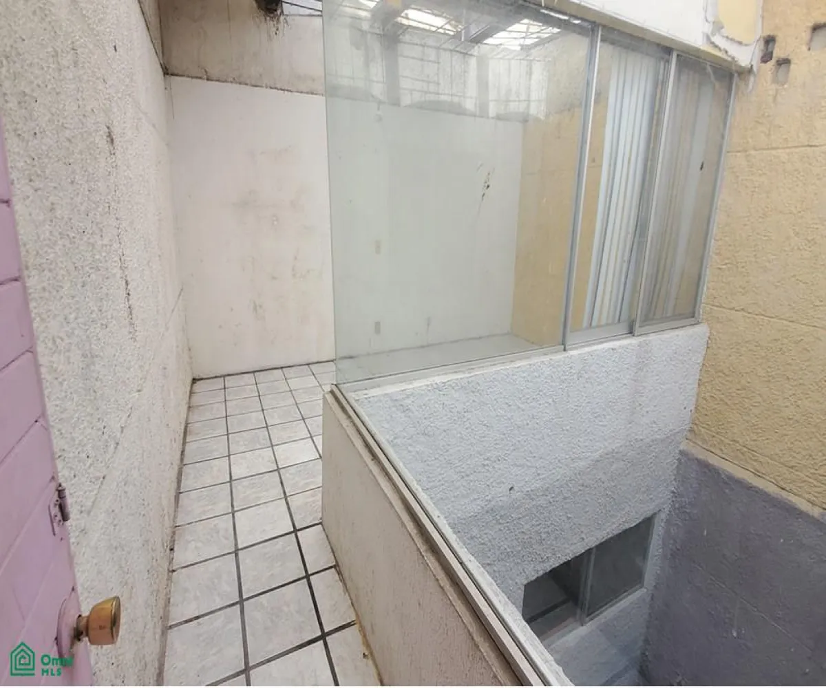 Casa En Venta,Barrio Santa Teresita,Enrique Díaz de León Norte 561, Guadalajara, Jalisco 44200, 3 Habitaciones,1 Baño,Enrique Díaz de León Norte,2,MX251010685 Casa En Venta,Barrio Santa Teresita,Enrique Díaz de León Norte 561, Guadalajara, Jalisco 44200, 3 Habitaciones,1 Baño,Enrique Díaz de León Norte,2,MX251010685