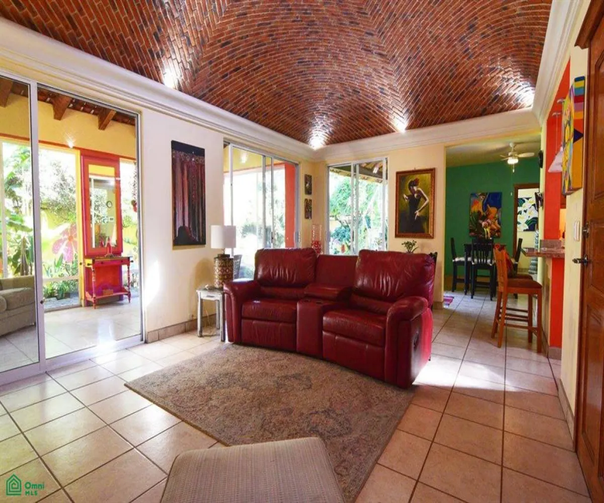 Casa En Venta,Ribera del Pilar,Los Angeles 800, Chapala, Jalisco 45906, 2 Habitaciones,2 Baños,Los Angeles,MX251011331 Casa En Venta,Ribera del Pilar,Los Angeles 800, Chapala, Jalisco 45906, 2 Habitaciones,2 Baños,Los Angeles,MX251011331