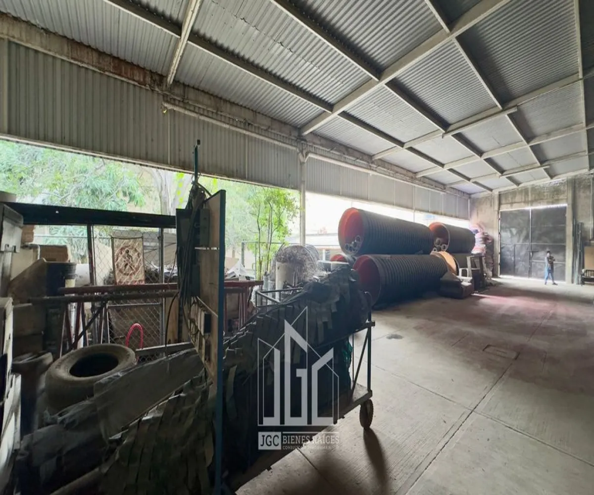 Bodega En Venta,El Vergel,Calle Río Santiago 480, San Pedro Tlaquepaque, Jalisco 45595,3 Baños,Calle Río Santiago,2,p6DZFW4