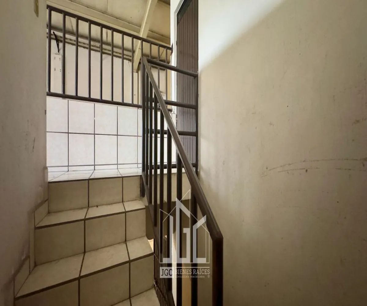 Bodega En Venta,El Vergel,Calle Río Santiago 480, San Pedro Tlaquepaque, Jalisco 45595,3 Baños,Calle Río Santiago,2,p6DZFW4