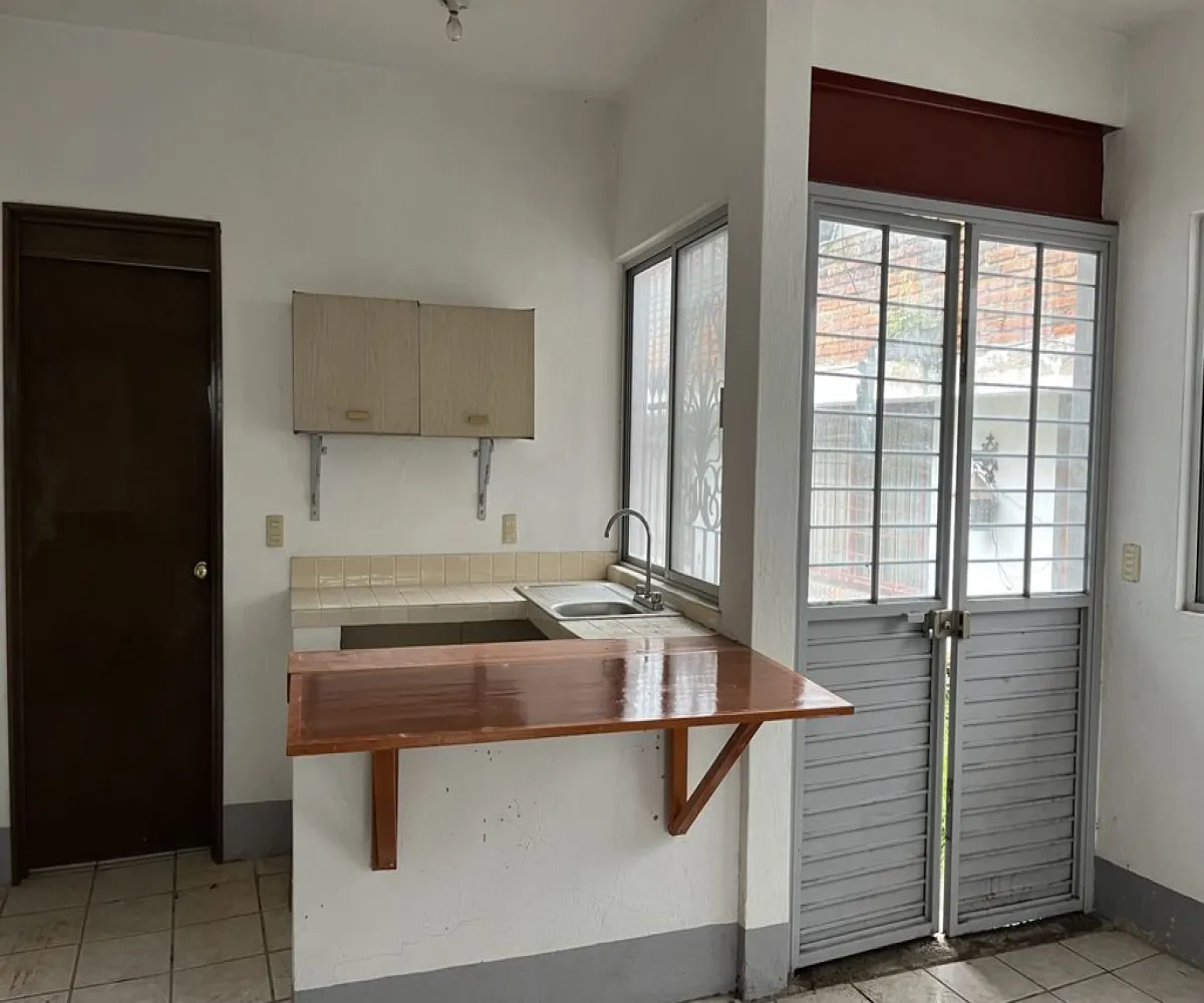 Casa En Venta,Prados Vallarta,A la meseta 140, Zapopan, Jalisco 45020, 6 Habitaciones,3 Baños,A la meseta,1,peAwms5