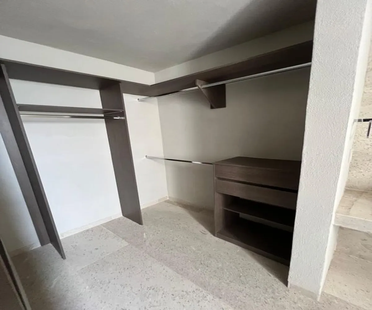 Casa En Venta,ZOI SANTA ANITA,Enrique Limón Díaz 404, Tlajomulco de Zúñiga, Jalisco 45645, 3 Habitaciones,2 Baños,Enrique Limón Díaz,1,peiU53j