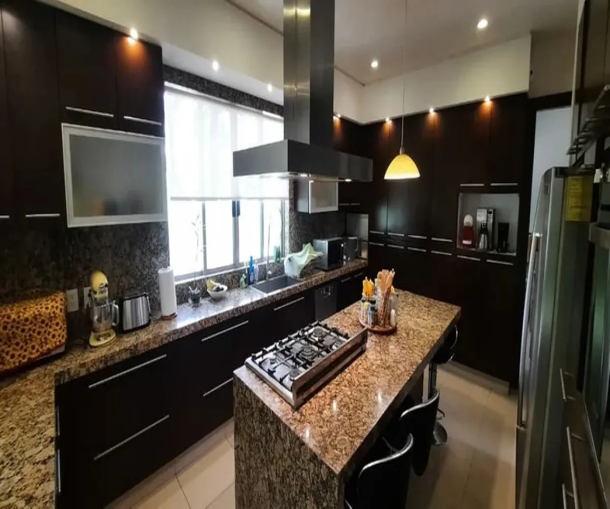 Casa En Venta,El Cielo Country Club,Paseo del Palomar 230 F, Tlajomulco de Zúñiga, Jalisco 45643, 3 Habitaciones,3 Baños,Paseo del Palomar,1,pLQofuG