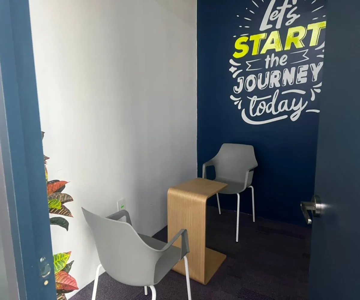 Oficina En Renta,Loma Real,Avenida Naciones Unidas 6780, Zapopan, Jalisco 45110,Avenida Naciones Unidas,1,pG4swRK