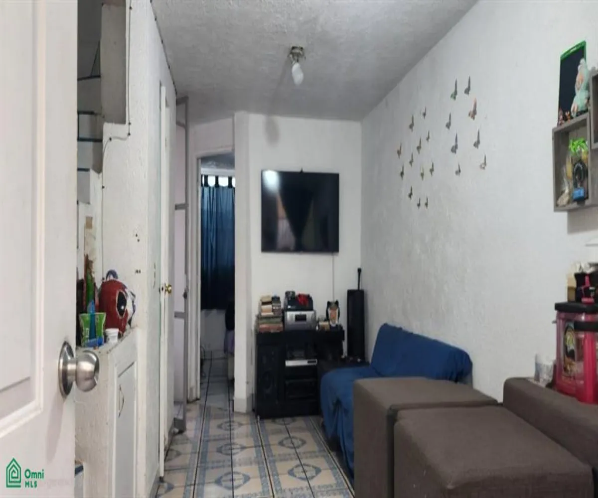 Casa En Venta,Jardines Del Valle,Valle de las Turmalinas 2813, Zapopan, Jalisco 45138, 3 Habitaciones,2 Baños,Valle de las Turmalinas,2,MX251012442