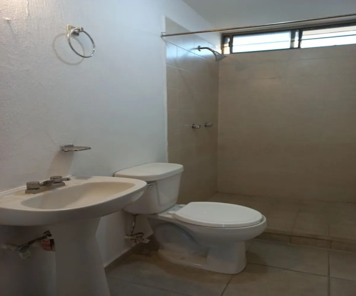 Casa En Venta,Los Tréboles,La Fortuna 2113, Zapopan, Jalisco 45200, 2 Habitaciones,1 Baño,La Fortuna,2,pvS0BkG