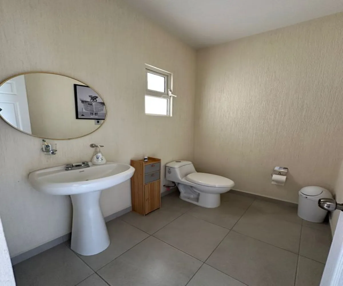 Casa En Venta,alta california,Alta California 62 62, Tlajomulco de Zúñiga, Jalisco 45650, 3 Habitaciones,2 Baños,Alta California,2,pzhf7sO