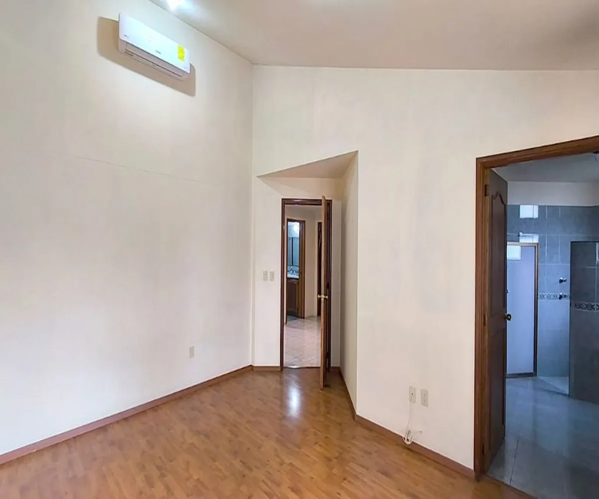 Casa En Venta,Lomas del Country,Calle Jaime Nunó 1693, Guadalajara, Jalisco 44610, 5 Habitaciones,3 Baños,Calle Jaime Nunó,2,pghyl1L