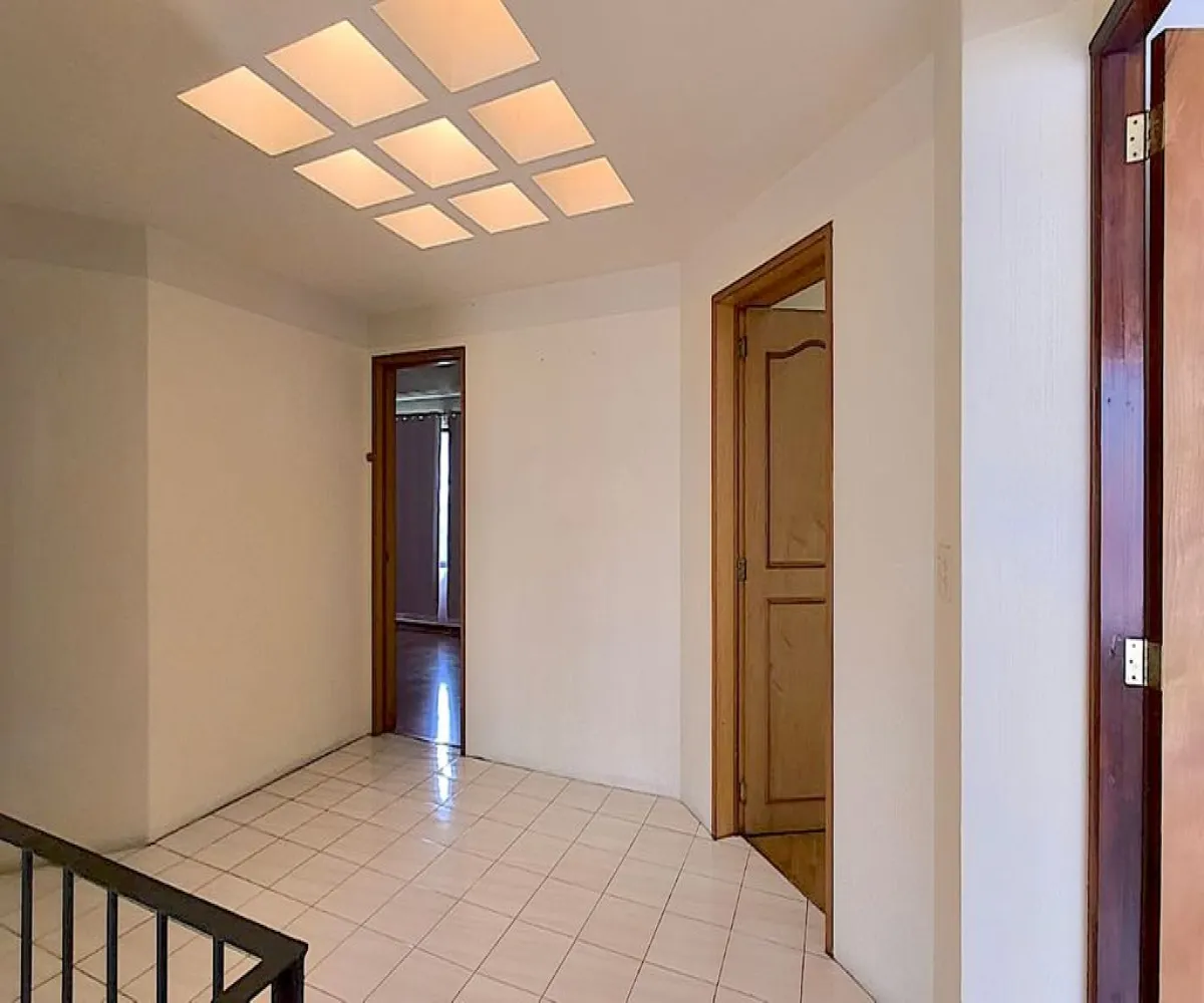 Casa En Venta,Lomas del Country,Calle Jaime Nunó 1693, Guadalajara, Jalisco 44610, 5 Habitaciones,3 Baños,Calle Jaime Nunó,2,pghyl1L