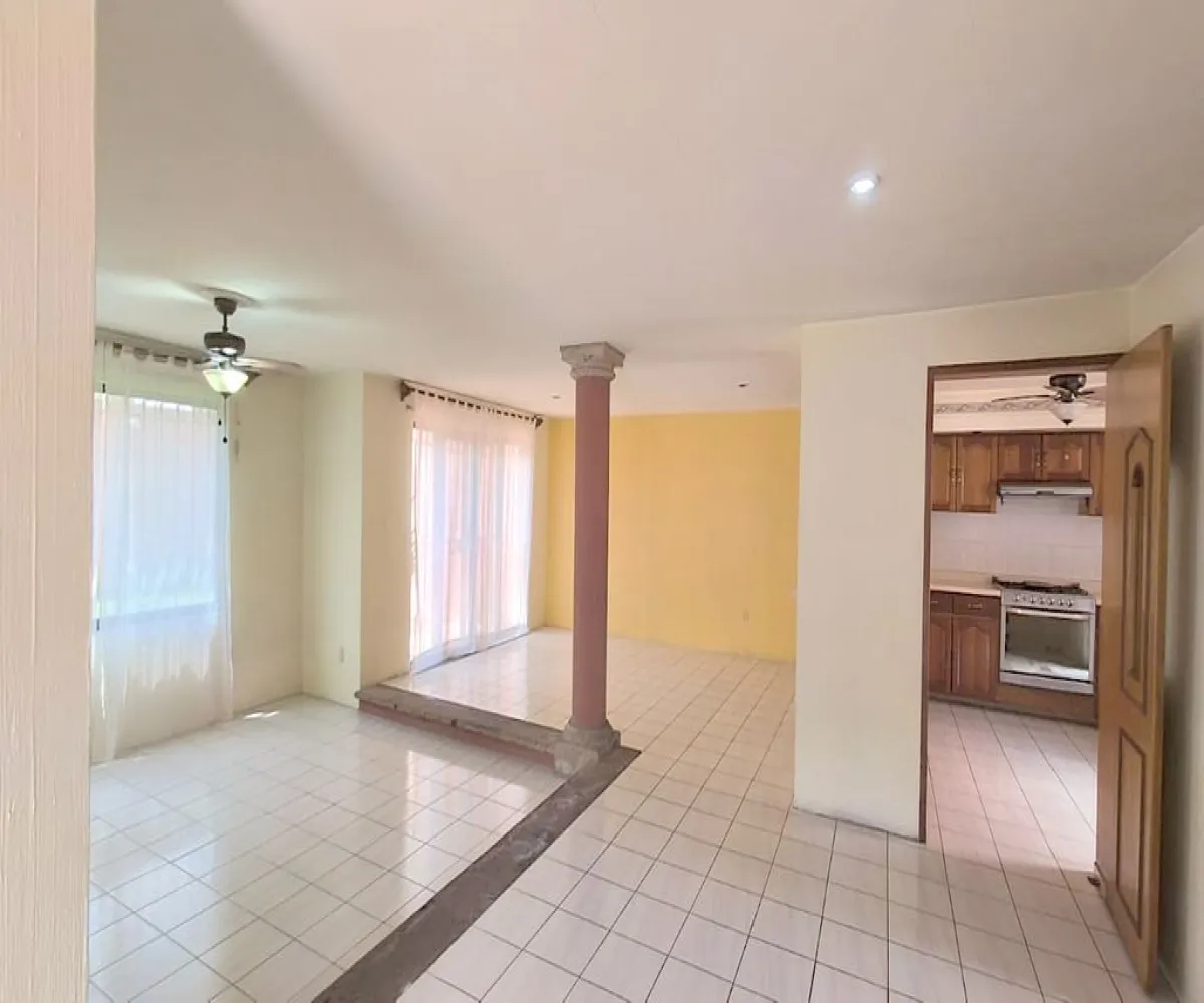 Casa En Venta,Lomas del Country,Calle Jaime Nunó 1693, Guadalajara, Jalisco 44610, 5 Habitaciones,3 Baños,Calle Jaime Nunó,2,pghyl1L