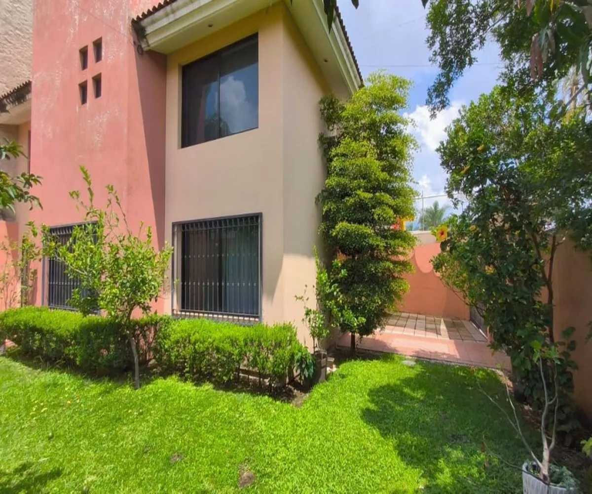 Casa En Venta,Lomas del Country,Calle Jaime Nunó 1693, Guadalajara, Jalisco 44610, 5 Habitaciones,3 Baños,Calle Jaime Nunó,2,pghyl1L