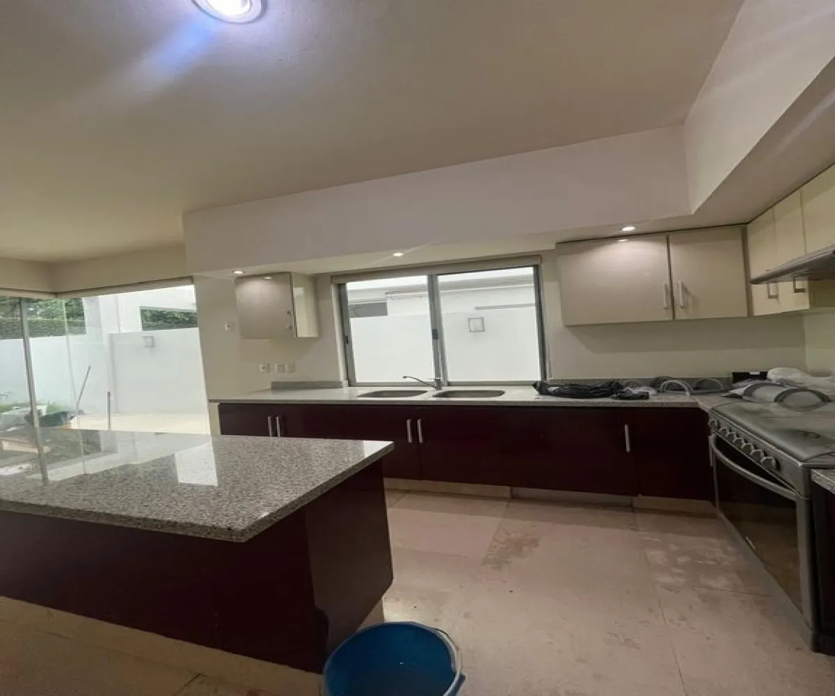 Casa En Venta,Valle Real,Paseo de los valles S/N, Zapopan, Jalisco 45019, 5 Habitaciones,5 Baños,Paseo de los valles,1,pUZMNcn