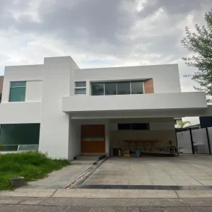 Casa En Venta,Valle Real,Paseo de los valles S/N, Zapopan, Jalisco 45019, 5 Habitaciones,5 Baños,Paseo de los valles,1,pUZMNcn