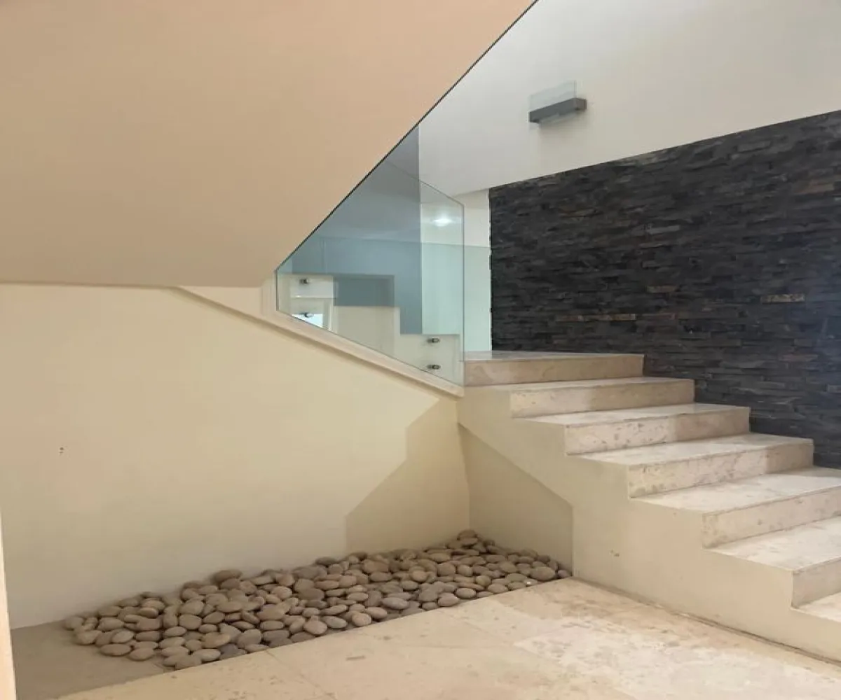 Casa En Venta,Valle Real,Paseo de los valles S/N, Zapopan, Jalisco 45019, 5 Habitaciones,5 Baños,Paseo de los valles,1,pUZMNcn
