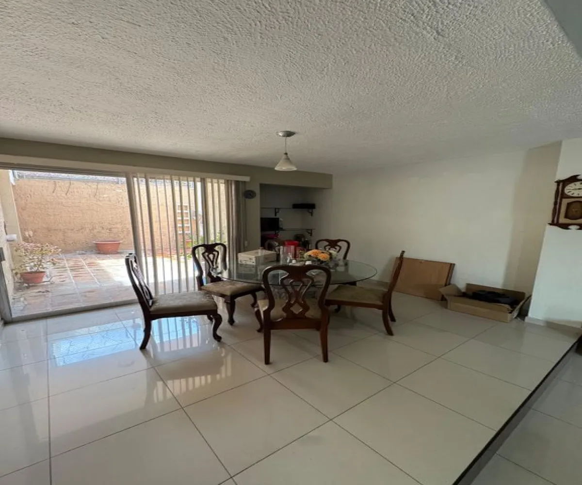 Casa En Venta,Lomas Universidad,Calle Lemonnier S/N, Zapopan, Jalisco 45016, 4 Habitaciones,2 Baños,Calle Lemonnier,1,pz8ysvm