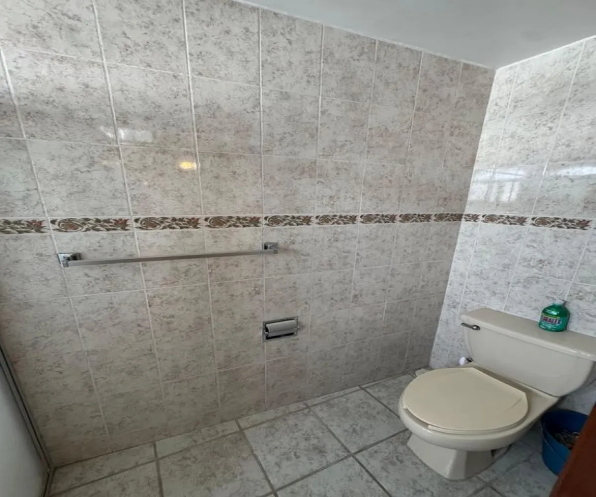 Casa En Venta,Lomas Universidad,Calle Lemonnier S/N, Zapopan, Jalisco 45016, 4 Habitaciones,2 Baños,Calle Lemonnier,1,pz8ysvm