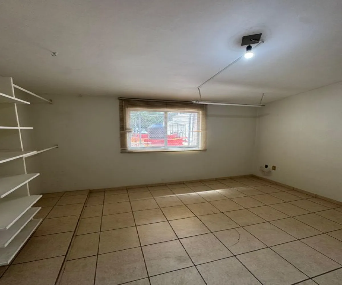 Casa En Venta,Lomas Universidad,Calle Lemonnier S/N, Zapopan, Jalisco 45016, 4 Habitaciones,2 Baños,Calle Lemonnier,1,pz8ysvm