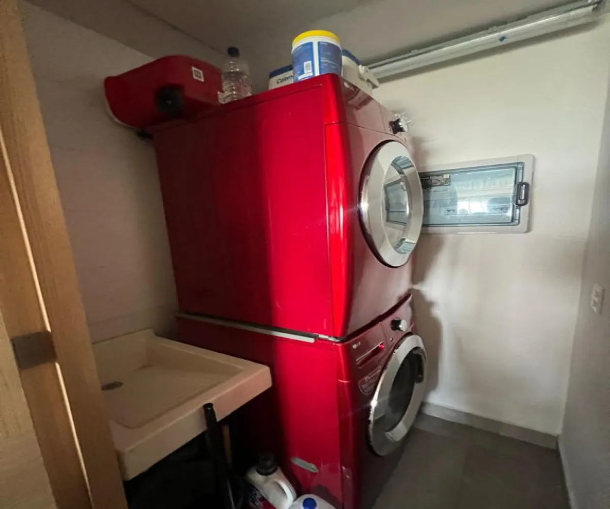 Departamento En Venta,Arcos Vallarta,C. Calderon de la barca 26, Guadalajara, Jalisco 44130, 2 Habitaciones,2 Baños,C. Calderon de la barca,1,pN5orJ9