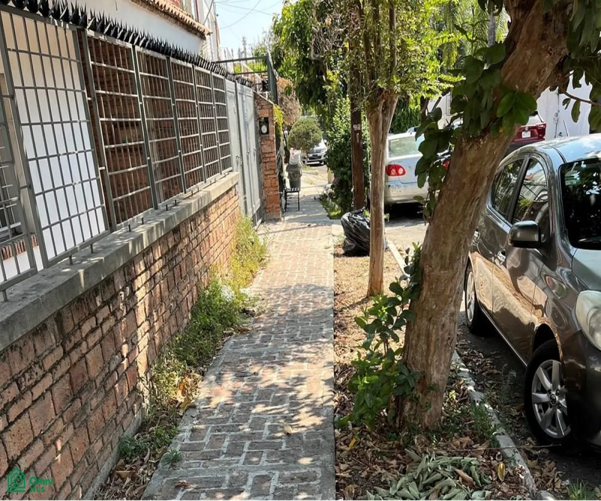 Casa En Venta,Prados Vallarta,A la meseta 140, Zapopan, Jalisco 45020, 6 Habitaciones,3 Baños,A la meseta,2,MX251012581