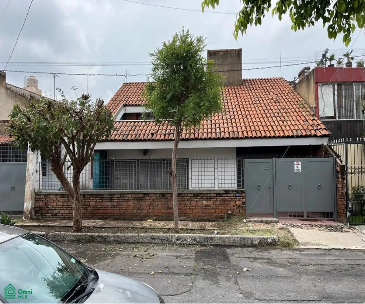 Casa En Venta,Prados Vallarta,A la meseta 140, Zapopan, Jalisco 45020, 6 Habitaciones,3 Baños,A la meseta,2,MX251012581