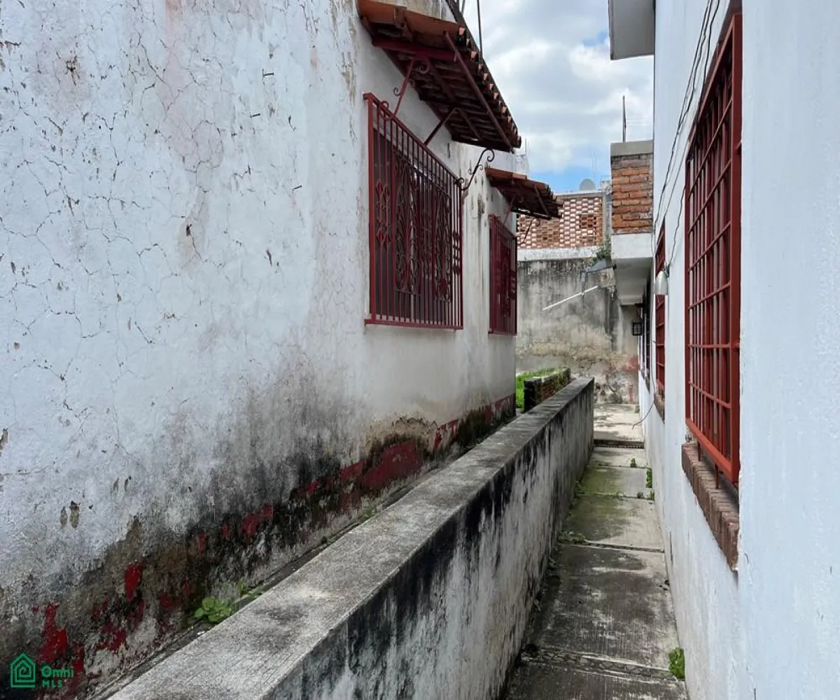 Casa En Venta,Prados Vallarta,A la meseta 140, Zapopan, Jalisco 45020, 6 Habitaciones,3 Baños,A la meseta,2,MX251012581