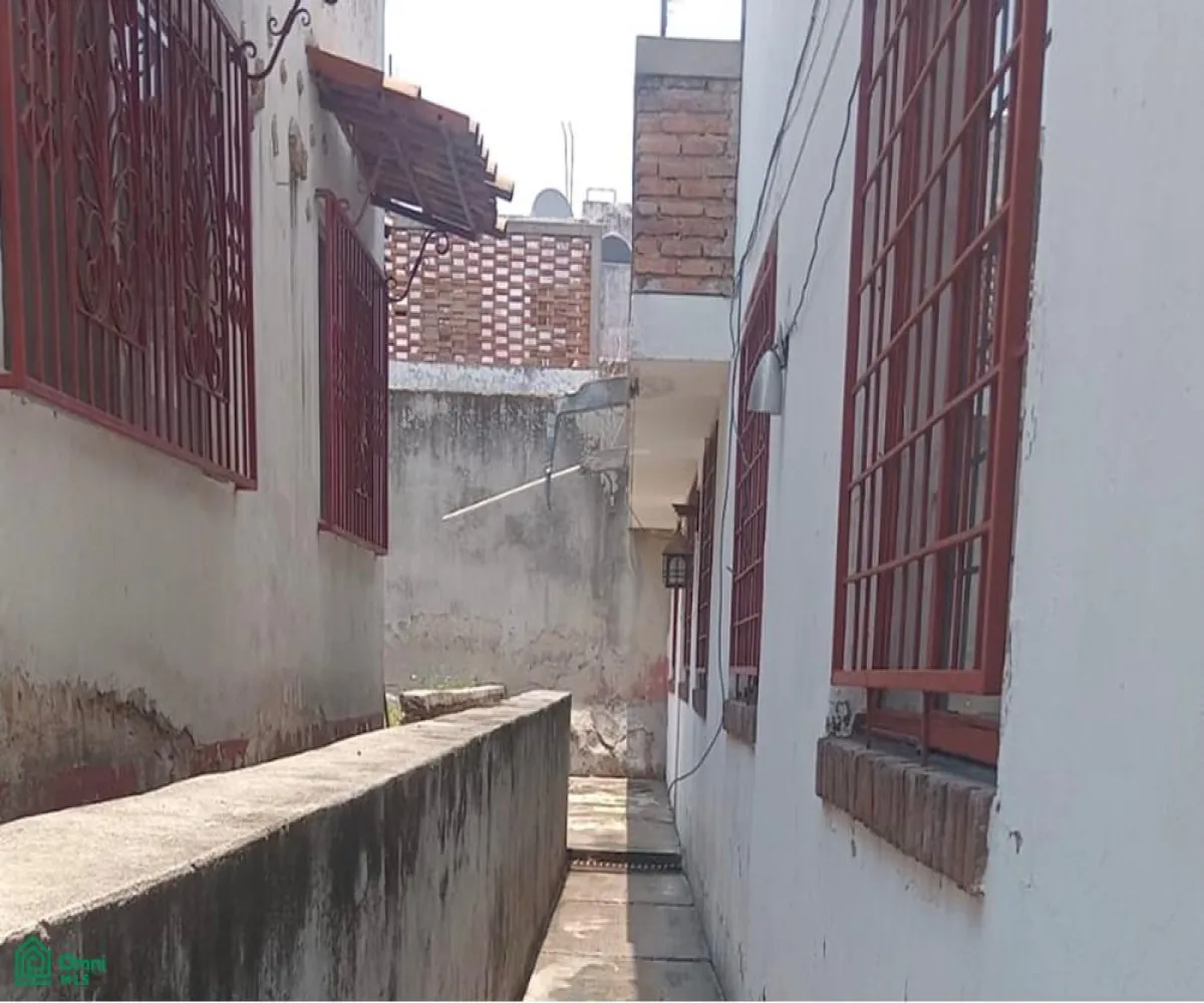 Casa En Venta,Prados Vallarta,A la meseta 140, Zapopan, Jalisco 45020, 6 Habitaciones,3 Baños,A la meseta,2,MX251012581