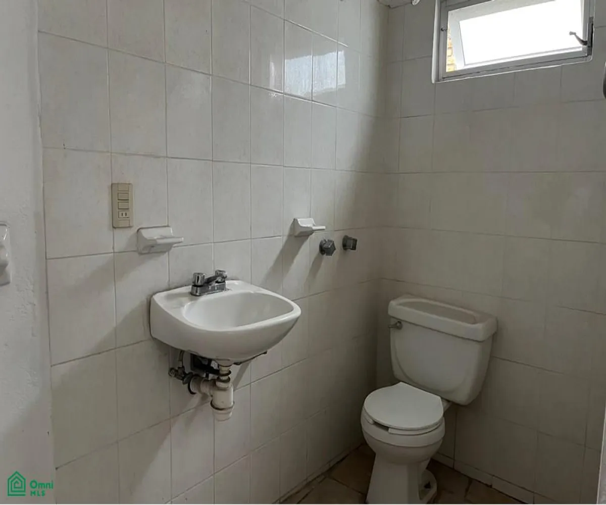 Casa En Venta,Prados Vallarta,A la meseta 140, Zapopan, Jalisco 45020, 6 Habitaciones,3 Baños,A la meseta,2,MX251012581