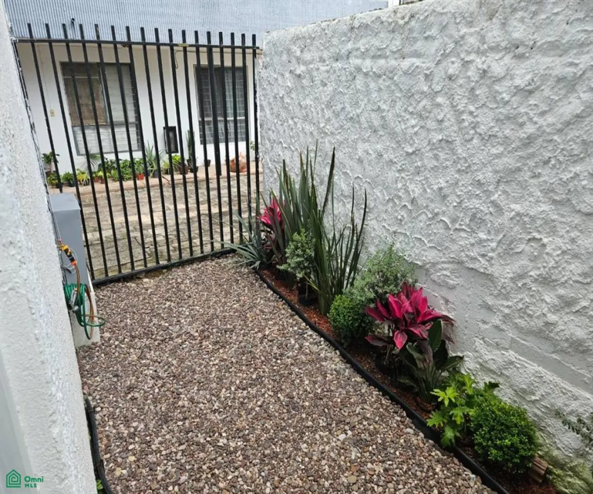 Departamento En Venta,Jardines Universidad,Ramón del Valle Inclán 590 - 1, Zapopan, Jalisco 45110, 2 Habitaciones,1 Baño,Ramón del Valle Inclán,3,MX251013253