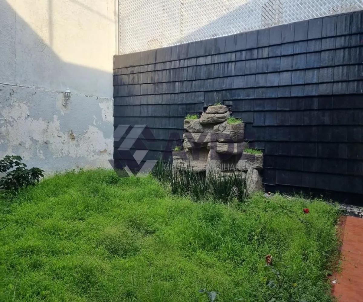 Casa En Venta,Jardines del Bosque,Calle El Sol 2533, Guadalajara, Jalisco 44520, 5 Habitaciones,3 Baños,Calle El Sol,1,pX4rbaG