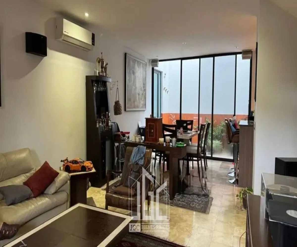 Casa En Venta,La Estancia,Calle Félix Mendelson 5753, Zapopan, Jalisco 45037, 3 Habitaciones,3 Baños,Calle Félix Mendelson,3,p3GdZTG